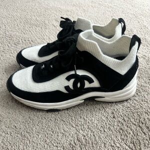 Chanel sneaker